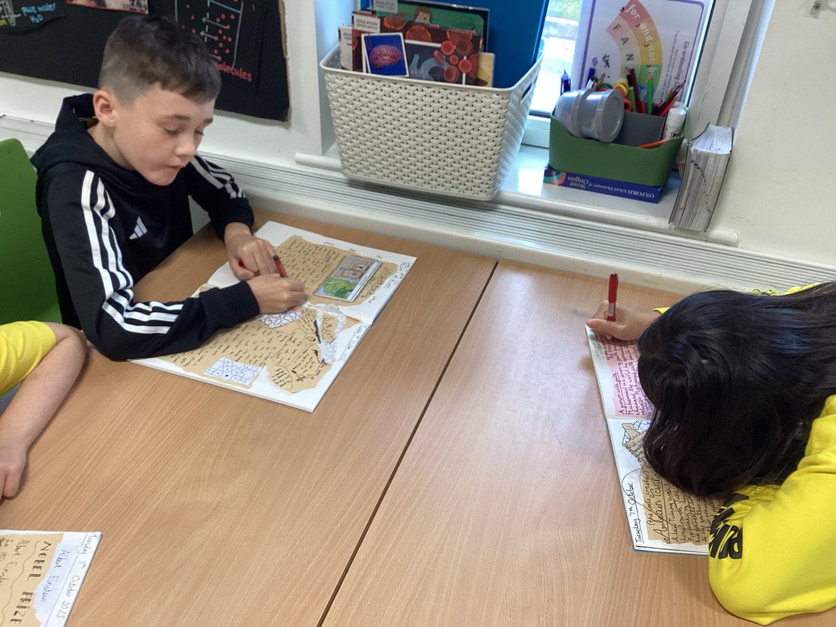 Who can be a role model? Do you need to have a faith to change history? What qualities do role models have? Hartford have been busy discussing these big questions and comparing the changes to the works made by religious and non religious people. #davenhamre #socialsciences