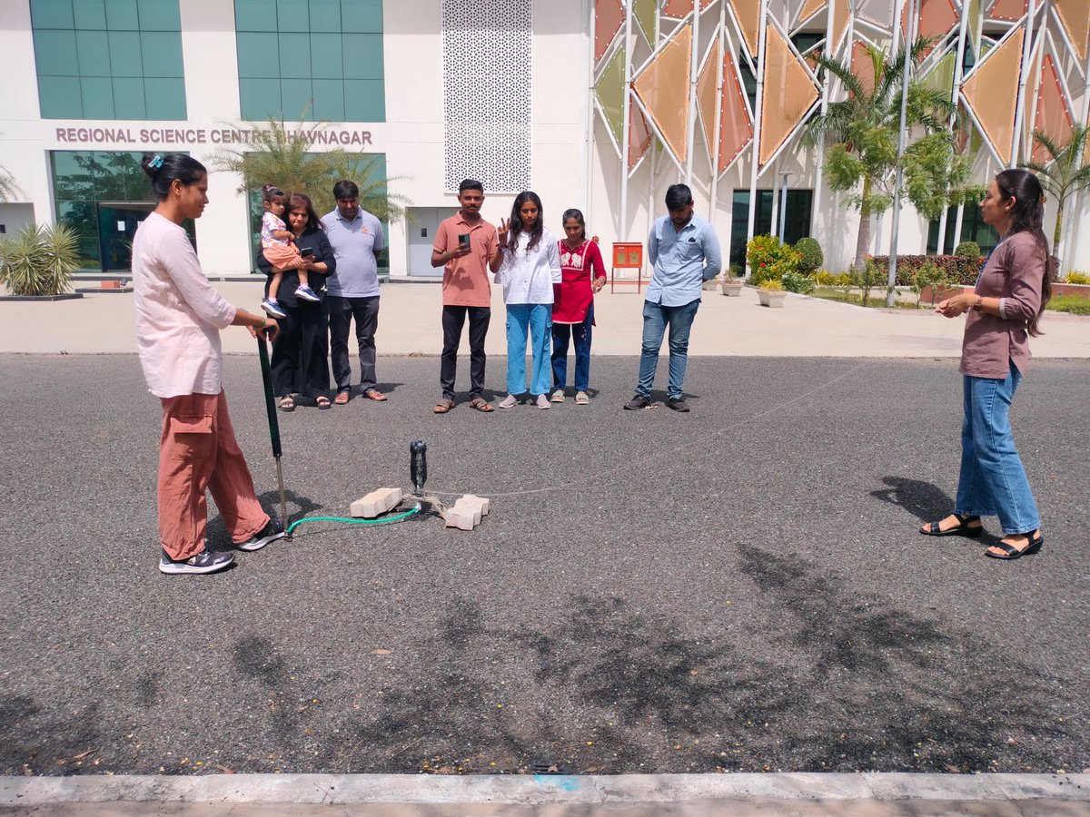 stuti2220298309's tweet image. As #WorldSpaceWeek comes to an end, the spirit of exploration continues to shine! 

From learning about rockets to sky gazing, every moment @RSCBhavnagar inspired curiosity and wonder about the space exploration.