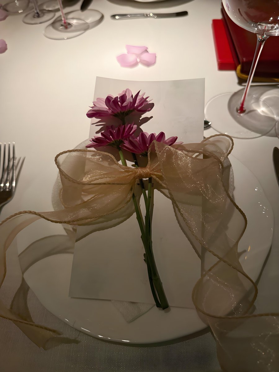 eterjdlc's tweet image. 매우 의식적인 장소❤️