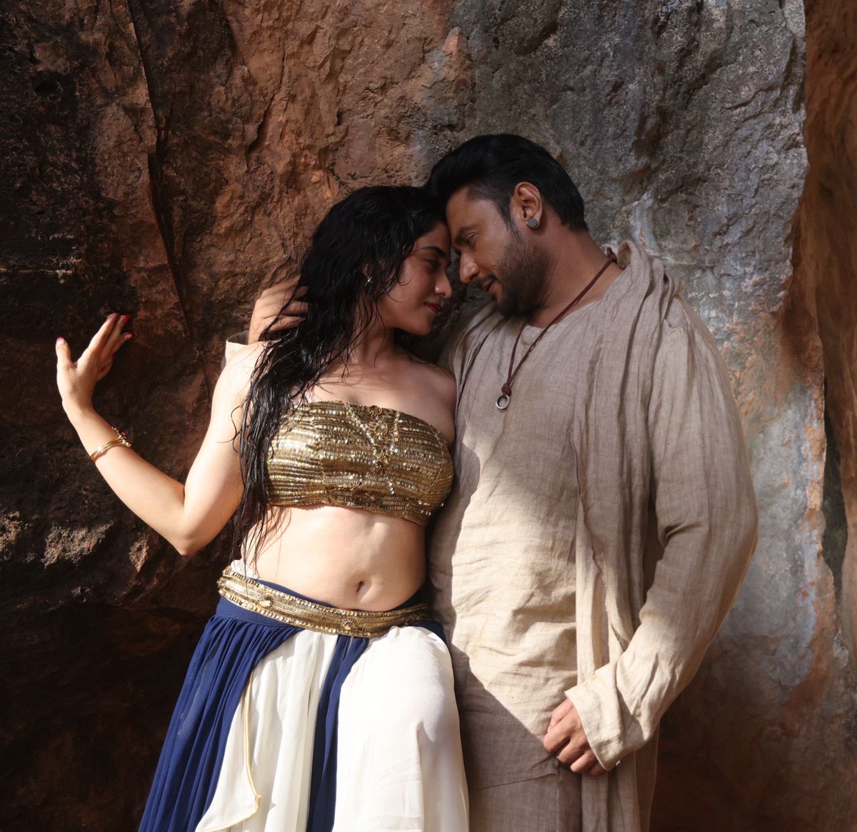 chitraloka's tweet image. Challenging Star Darshan acted movie Devil Images 
ಚಾಲೆಂಜಿಂಗ್ ಸ್ಟಾರ್ ದರ್ಶನ್ ಅಭಿನಯದ  &quot;ದಿ ಡೆವಿಲ್&quot; ಚಿತ್ರದ ಹಾಡಿನ ಚಿತ್ರಗಳು

#chitraloka #devil #challengingstar #darshan #thailand #phuket #songphots #devilimages