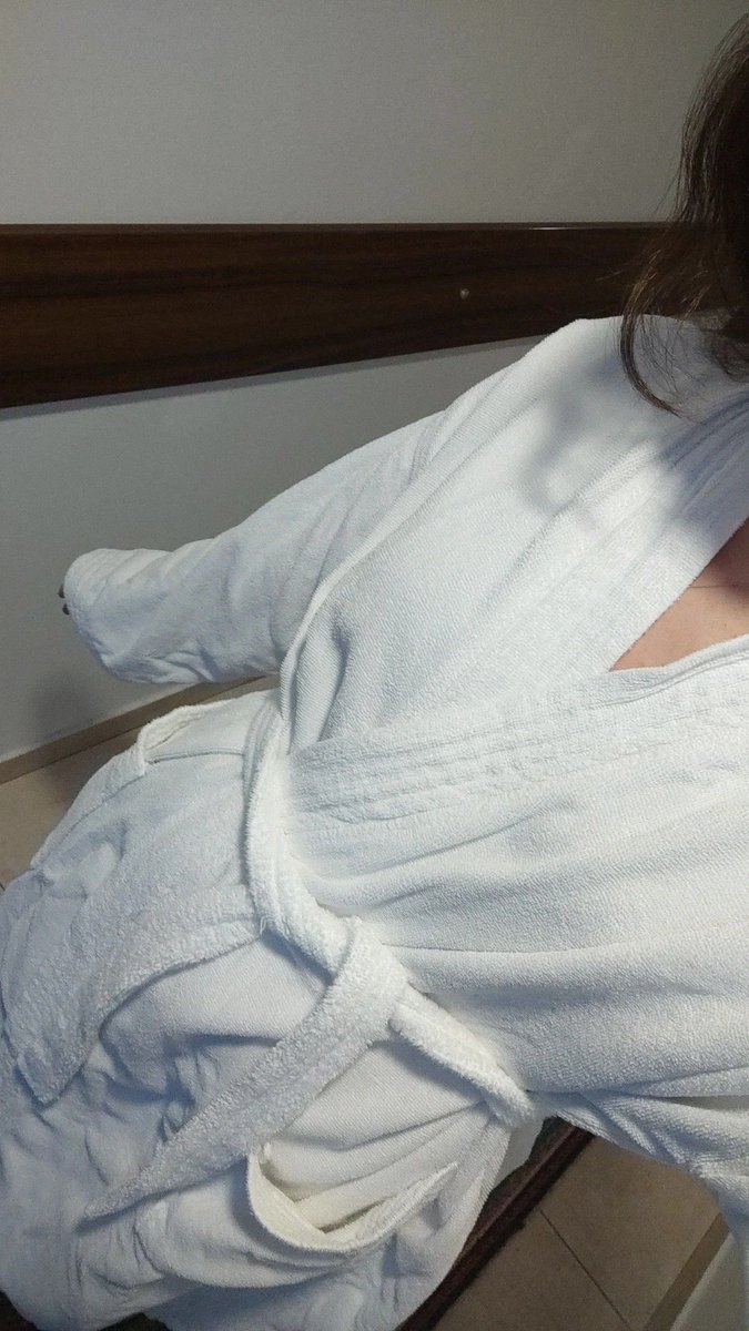 xknight__x's tweet image. Spa day proof for your dating pal