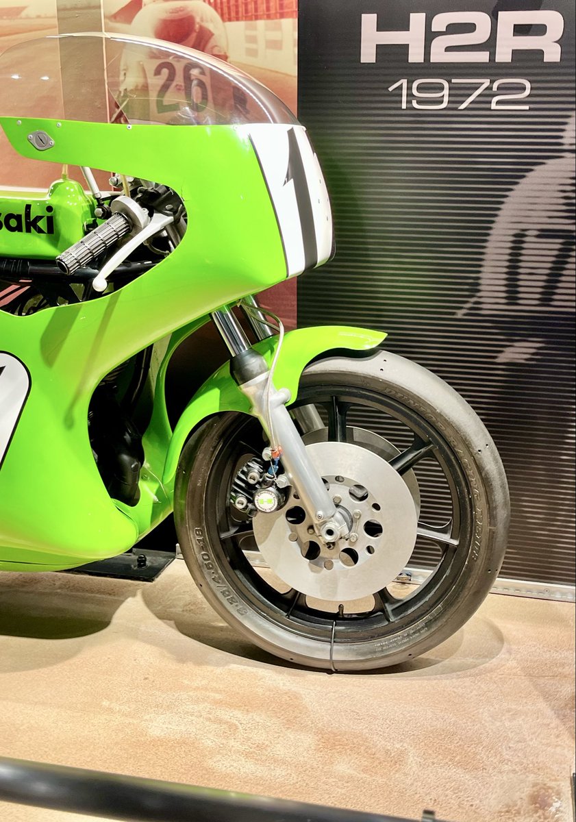 katana_suzi's tweet image. #FrontEndFriday
H2Rのフロントディスクはアルミ製！
そこに鉄を溶射してます