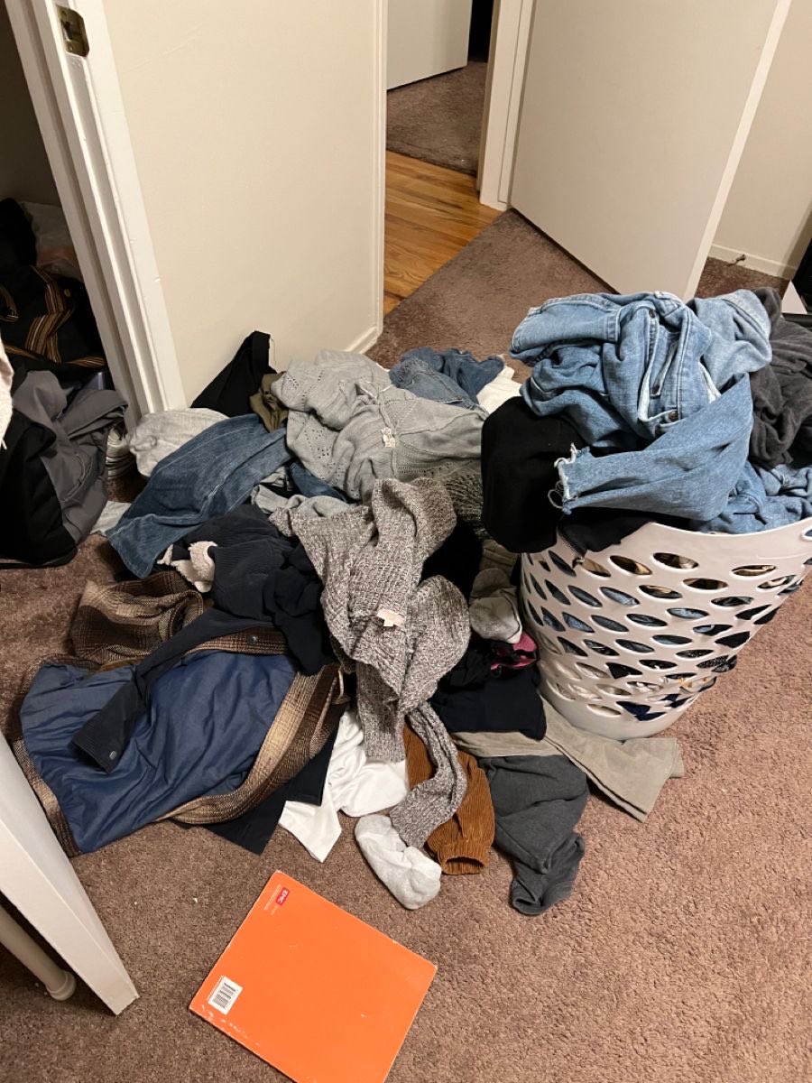 xknight__x's tweet image. Laundry 🧺