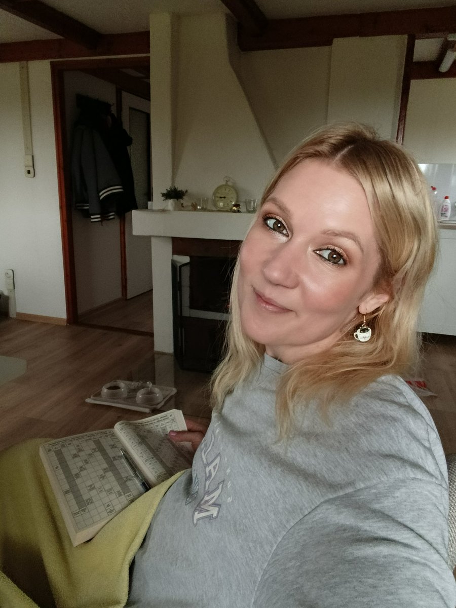 SandraNovotn2's tweet image. Přejeme Vám s Cipískem krásný páteček, kamarádi moji milovaný 😘🥰😺