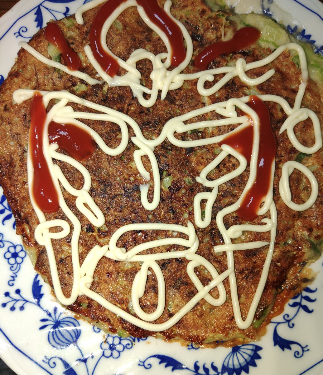 お好み焼きの日だったそうで。
