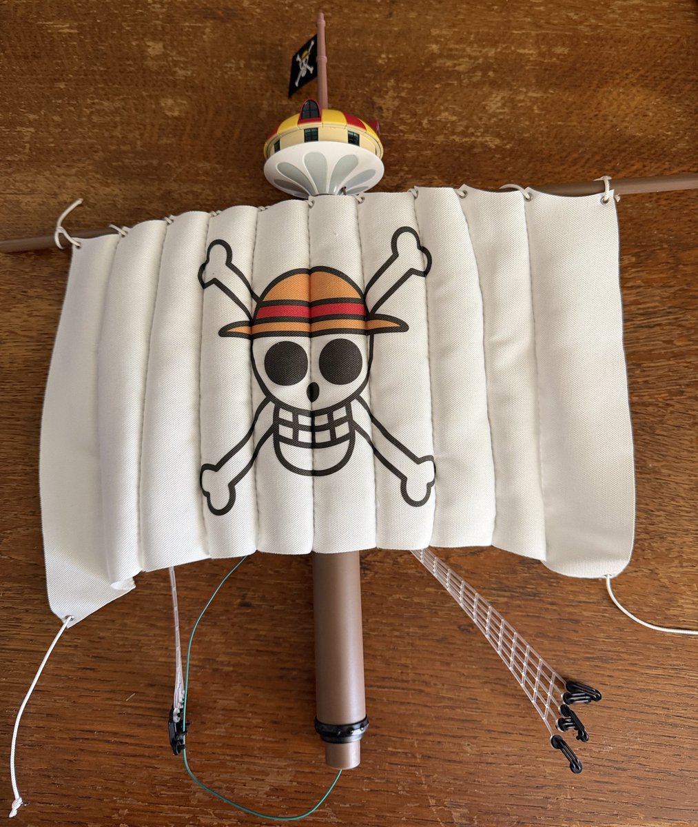 FourM44's tweet photo. Bonjour à tous !
Je suis très heureux de vous présenter la construction du Thousand Sunny !
J’en suis actuellement au 27eme fascicule. Voici ce que ça donne, j’espère que cette série de montage vous plaira !

À bientôt ! 👋 https://t.co/fgPYNIm23i