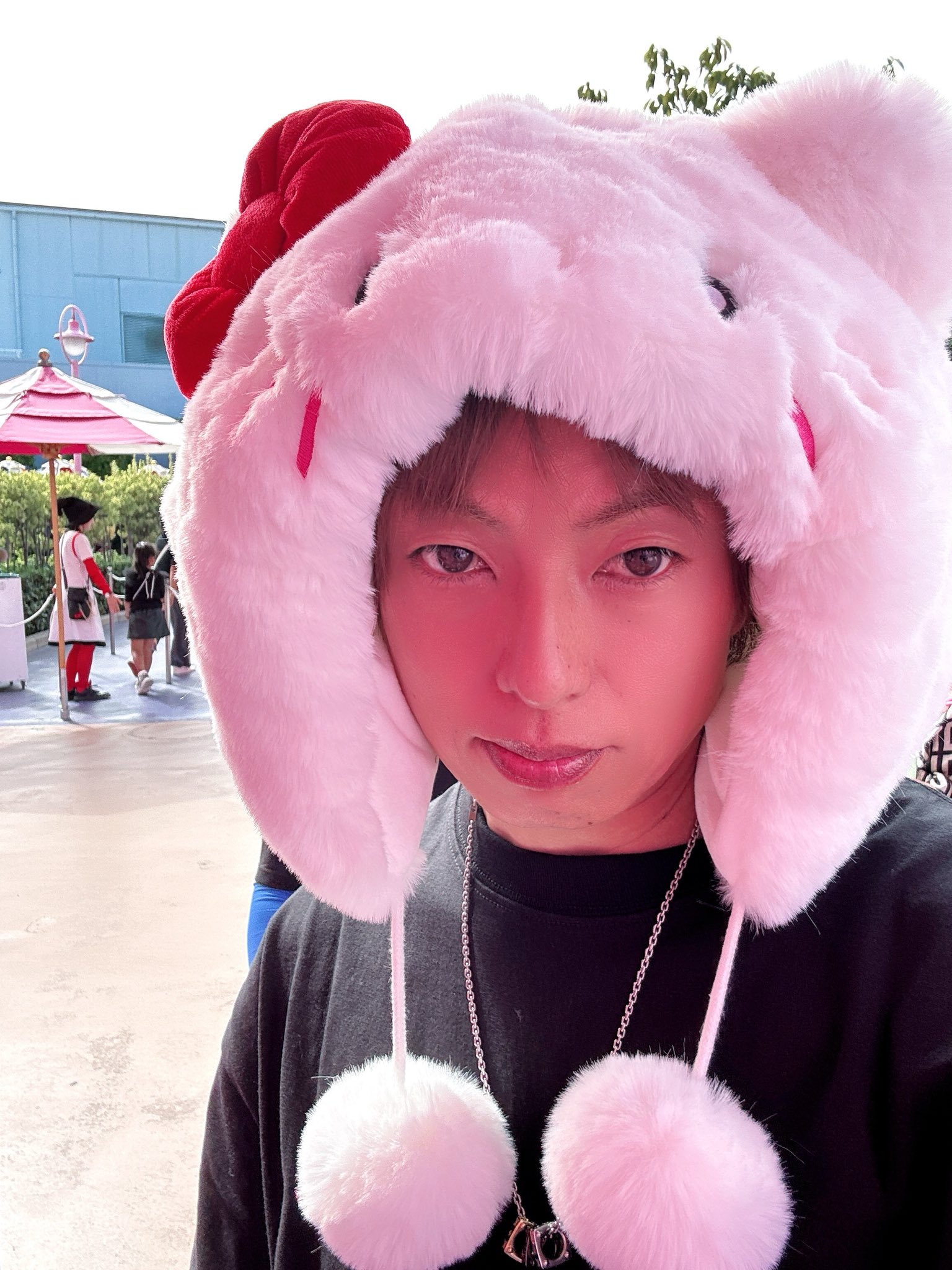 キティちゃん - Search / X