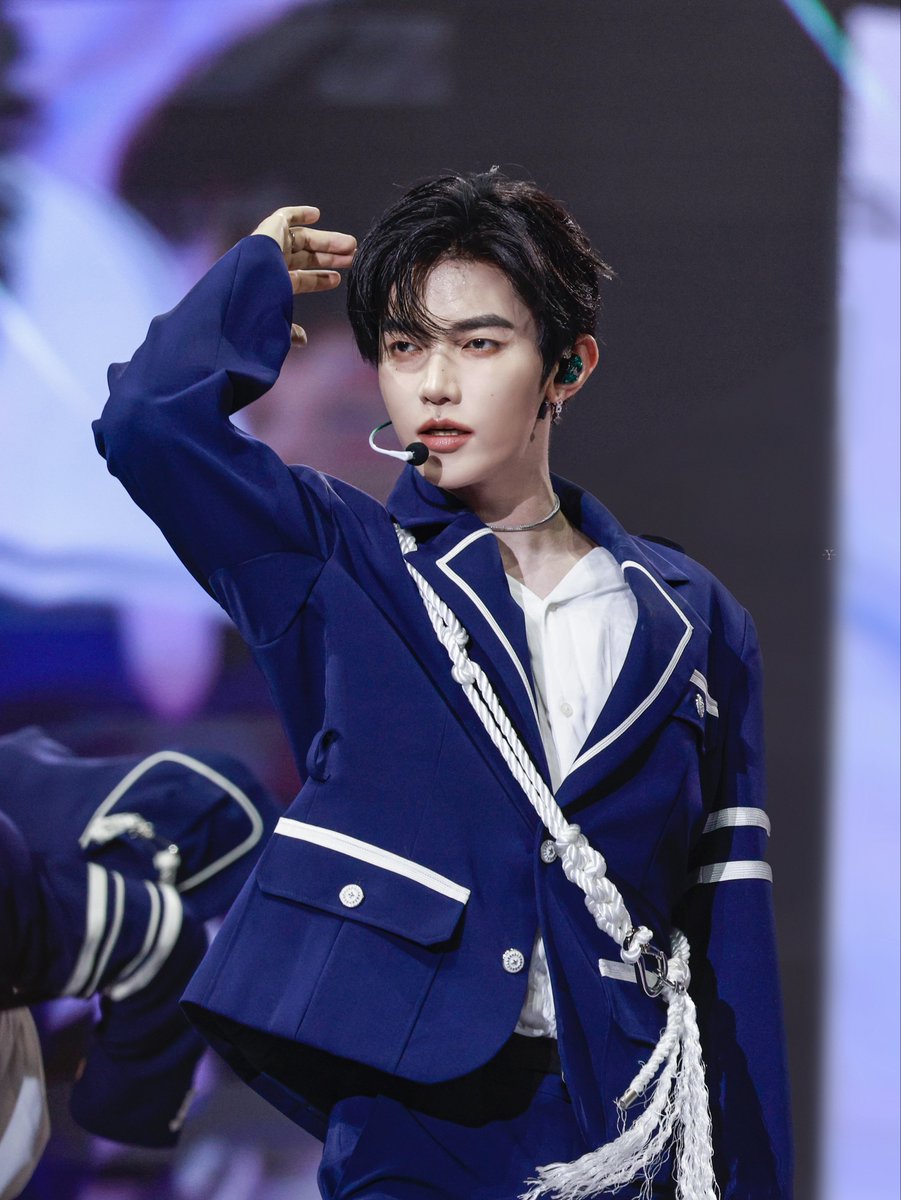 250927 

#장하오 #ZHANGHAO #章昊
#ZB1   #ZEROBASEONE    #제로베이스원