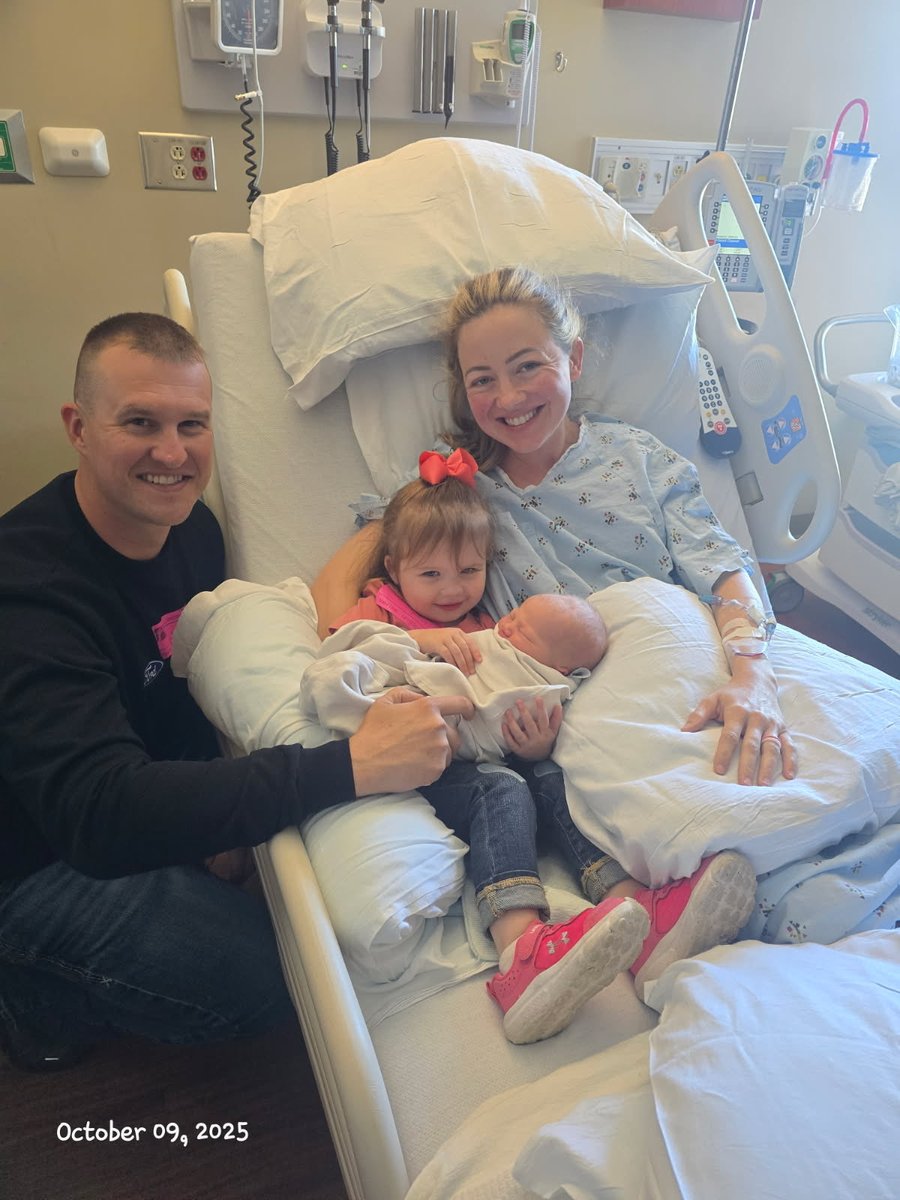 RyanPreece_'s tweet image. Rebecca Marie &amp;amp; Bentley Ryan

Our world is complete! ❤️