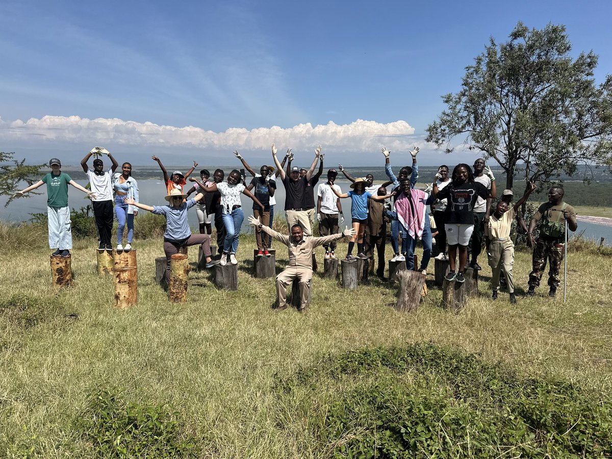 GladTechnology's tweet photo. 🌱 Happy #MazingiraDay, Kenya! 🇰🇪 At GLAD, we learn technology in harmony with nature. From coding sessions overlooking Lake Elementaita to cleanup efforts at Soysambu Conservancy, we’re building a digital future that protects our planet.
#GLADforGreen  #Kenya #TechForGood https://t.co/PXbpdaIO5C