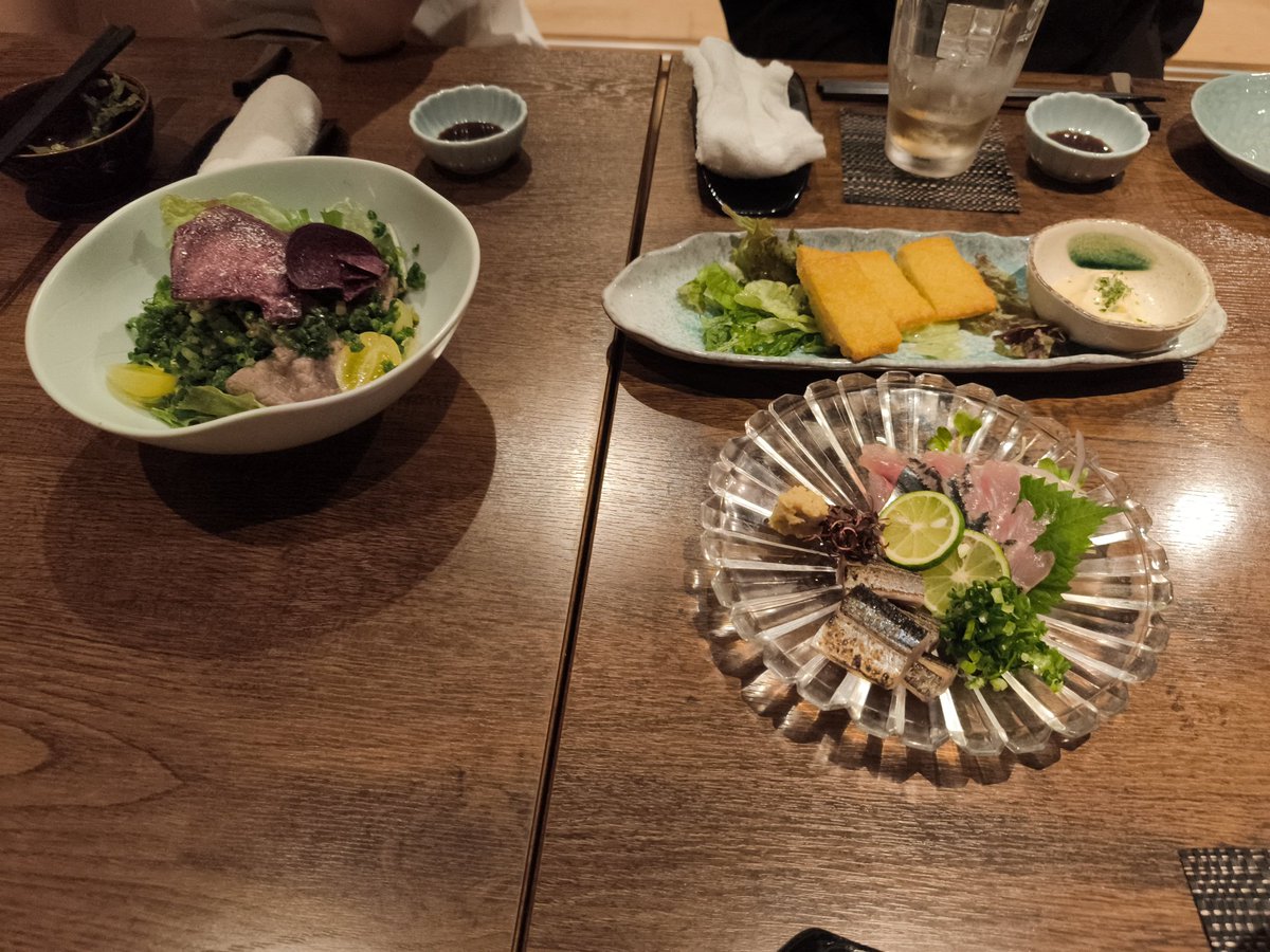 natch_engr's tweet image. コウネと秋刀魚の刺身とがんす