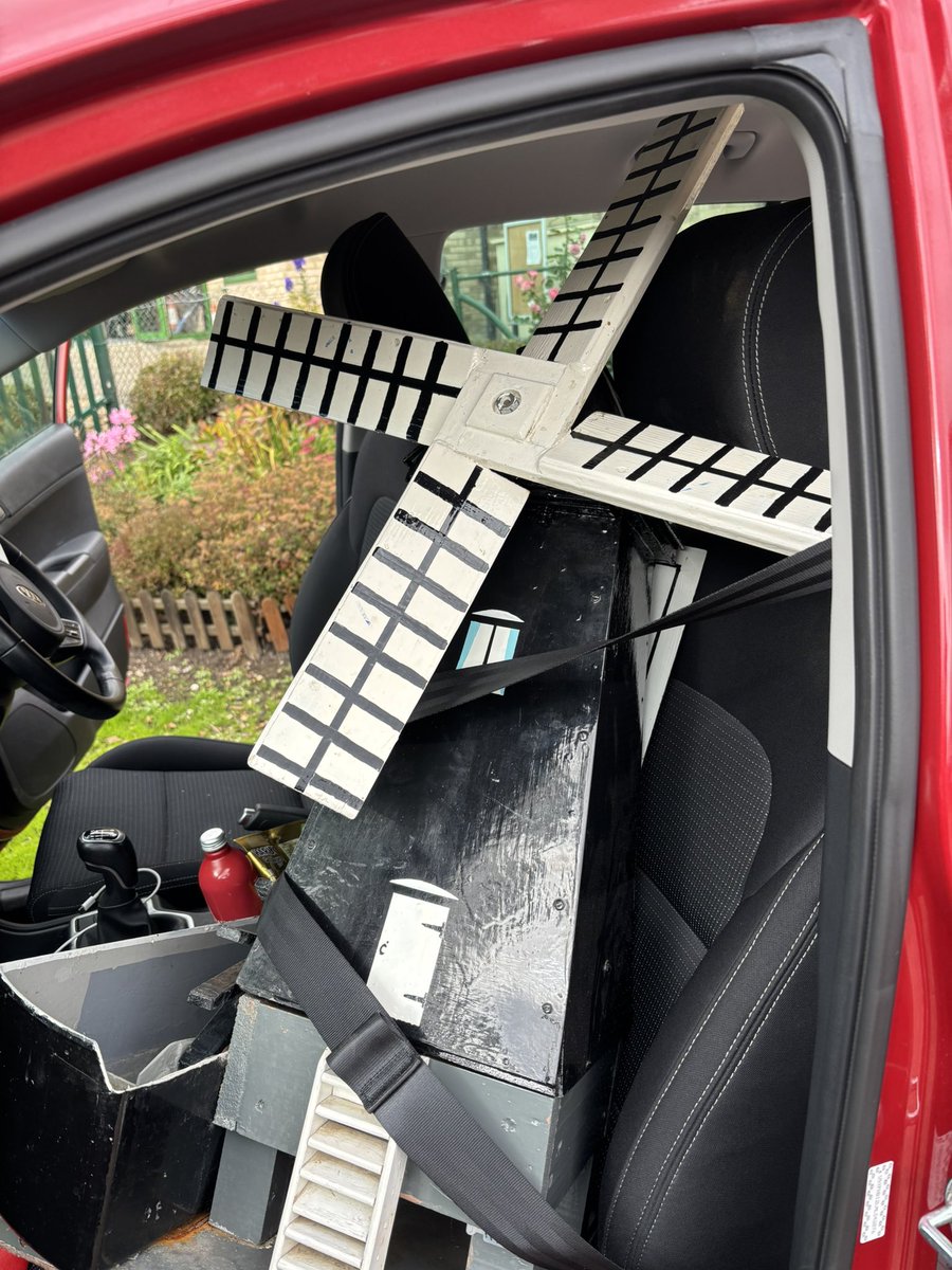 FenEngineMuseum's tweet image. #MuseumLife! Taking our model #Windpump to @Ely_Cathedral for the #HarvestFestival