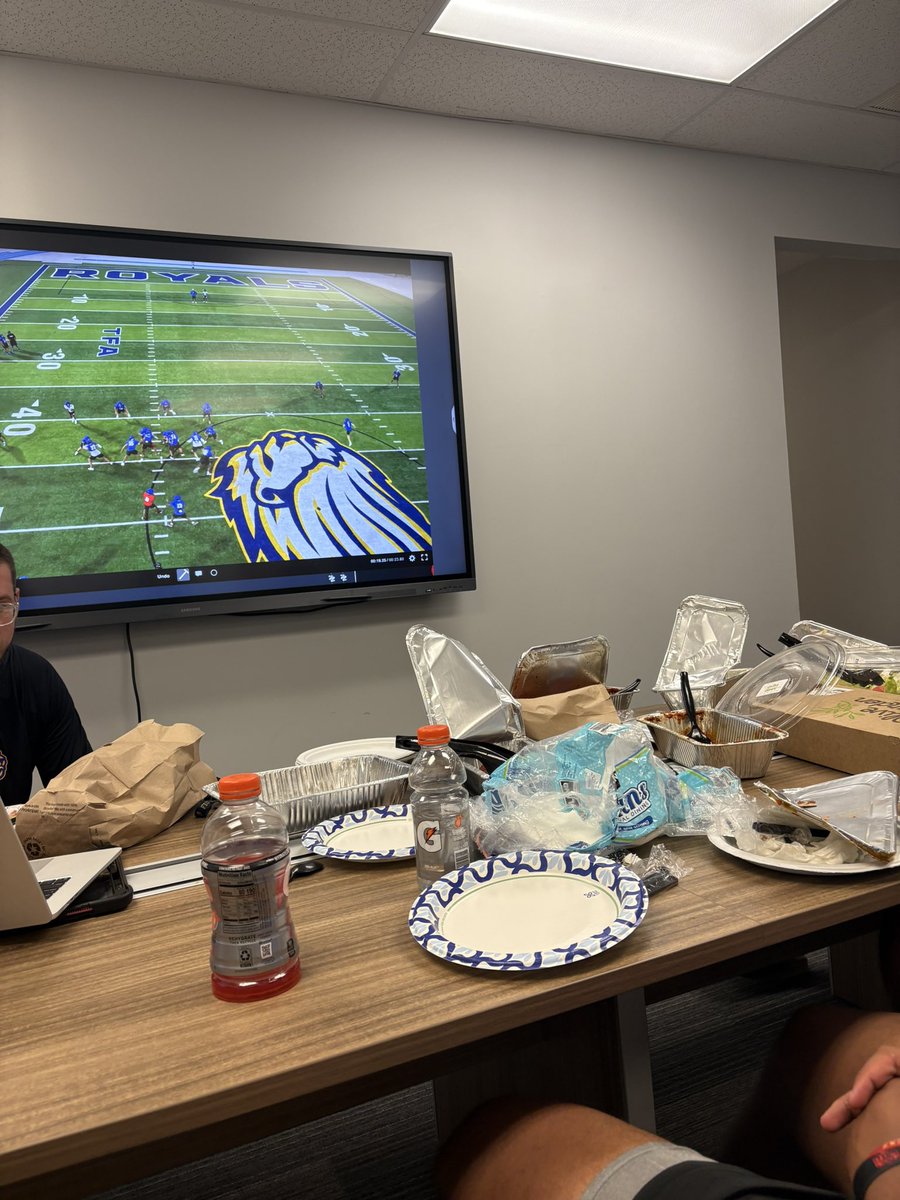 Olive Garden and Film with the OLine yesterday🚀