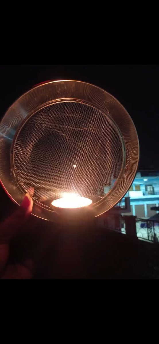 ayushimishra_07's tweet image. 🌚