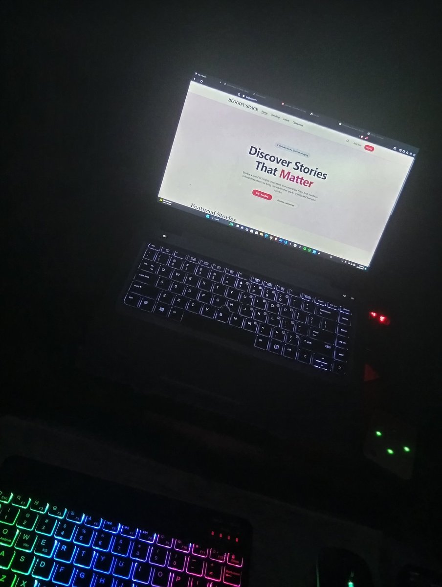 code_with_dara's tweet image. Let&apos;s lock in 💻✨
