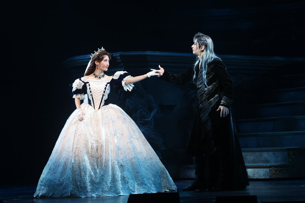 Stage_News_jp's tweet image. 【レポート】ミュージカル『#エリザベート』開幕！

囲み取材コメント＆舞台写真をお届け
stagenews25.jp/?p=106980

#望海風斗 #明日海りお #古川雄大 #井上芳雄