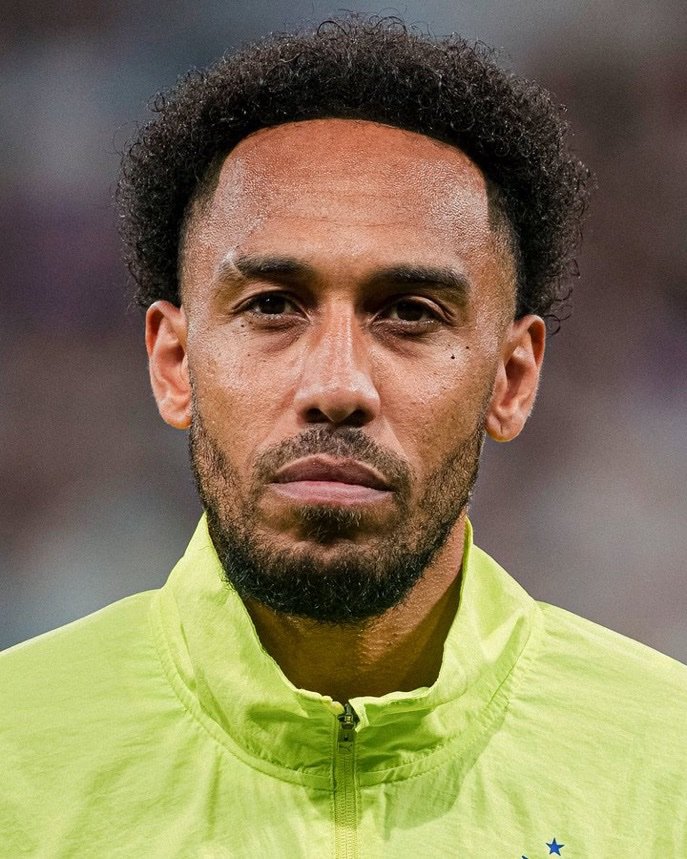 ThiagoJ95477314's tweet image. Without being Biased
Who is the better Striker
Aubameyang or Didier Drogba 👀