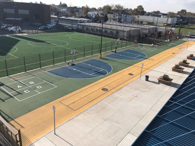 NewJerseySDA's tweet image. FACILITY FRIDAYS! Today we take a look back at Elizabeth’s  William F. Halloran School No. 22 that opened to students in 2017. The new, 140,000 square-foot, 4-story facility was designed to educate 890 students in grades 2 through 8. #NJSDA #NJSchools #ElizabethNJ
