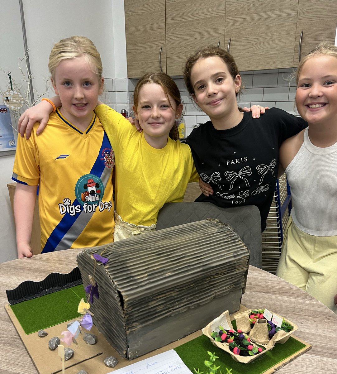 stcharlesrcpri1's tweet image. Year 5, #designtechnology#Anderson shelter
