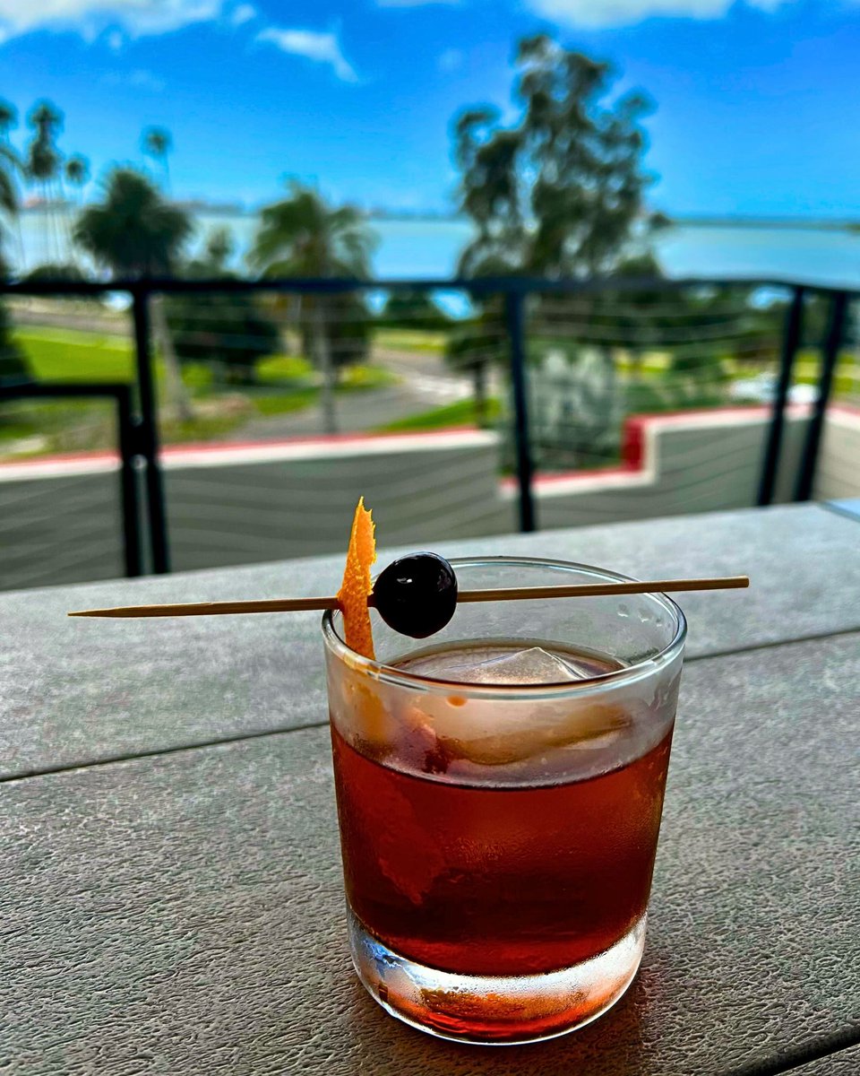 Sip slow and raise a glass 🥃 From October 10–19, Fenway Hotel joins Elijah Craig’s Old Fashioned Week. $1 from every Old Fashioned at Hi-Fi Rooftop or Parlor Bar supports the Southern Smoke Foundation.

Details: vist.ly/492yf