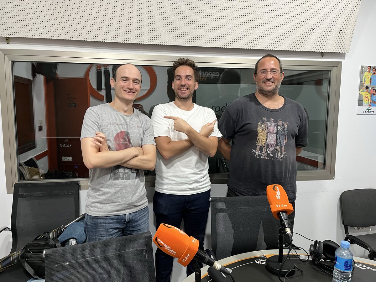 Arranca la retransmisión del <a href="/FCBbasket/">Barça Basket</a> 🆚<a href="/valenciabasket/">Valencia Basket Club</a> en la 91.4FM 🏀🍊

🎙️<a href="/abelaguado_/">Abel Aguado</a> 
🗣️<a href="/Uiso_Crespo/">Uiso Crespo</a> y <a href="/AdrianCliment/">Adrian Climent</a> 

🎧91.4FM y radioesport914.com