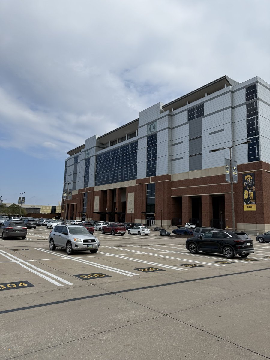 IowaCentralFB's tweet photo. Thank you to @HawkeyeFootball for the hospitality today! https://t.co/q0CnxHjicD