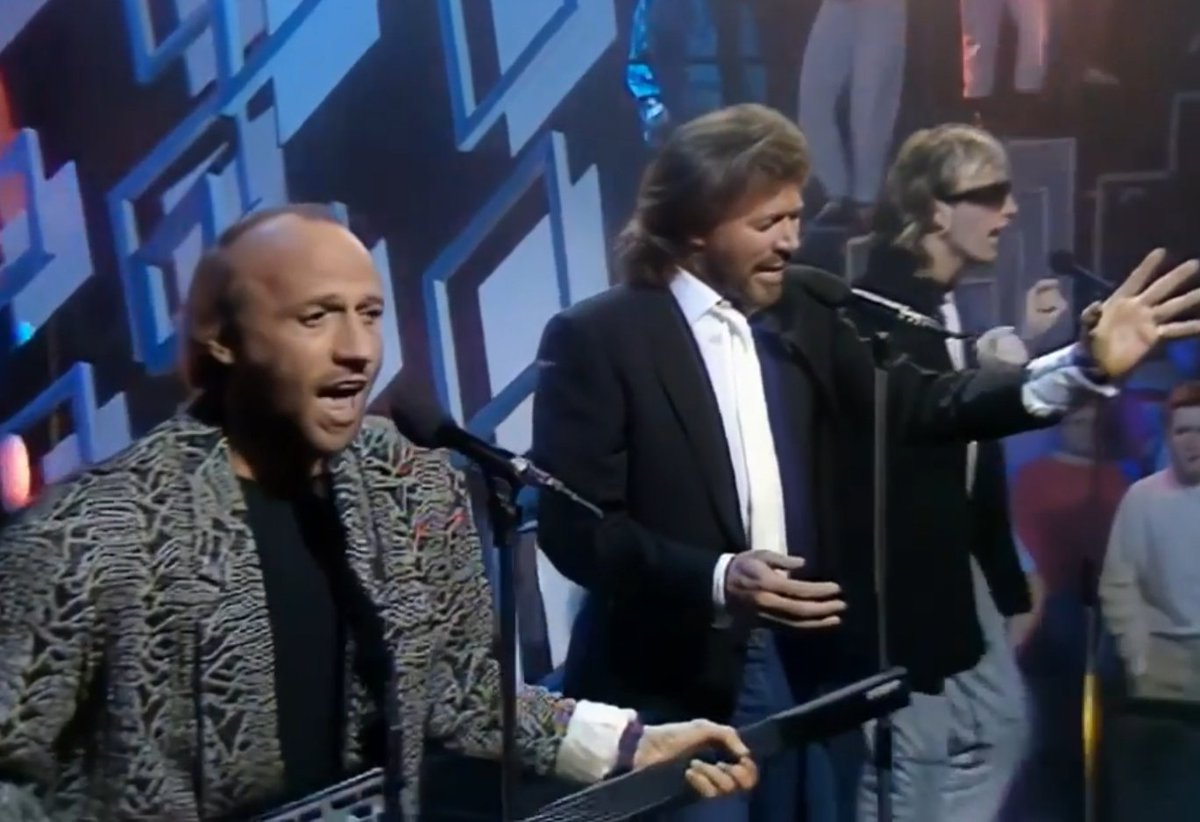 "But if anybody can, we can"

We'll be opening the fifth season of the podcast with the Bee Gees' 1987 comeback 'E.S.P.

 Share your thoughts on this album!

forms.gle/WCGYogvvybVQUF…
