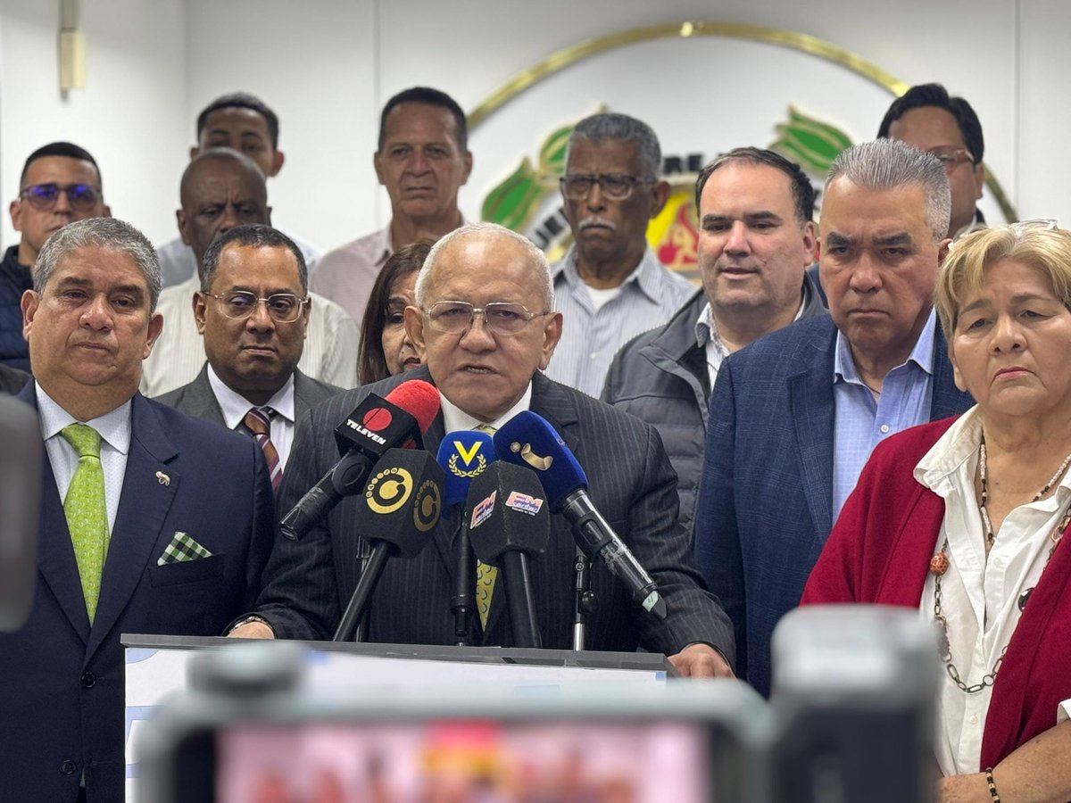 El Comité Noruego Nobel antes de otorgar el Premio Nobel de la Paz, debería revisar con exhaustividad la conducta y proceder de quienes premia con tal reconocimiento. Acción Democrática llama a este organismo a las sensatez y no a la politización de sus acciones.

Es indigno