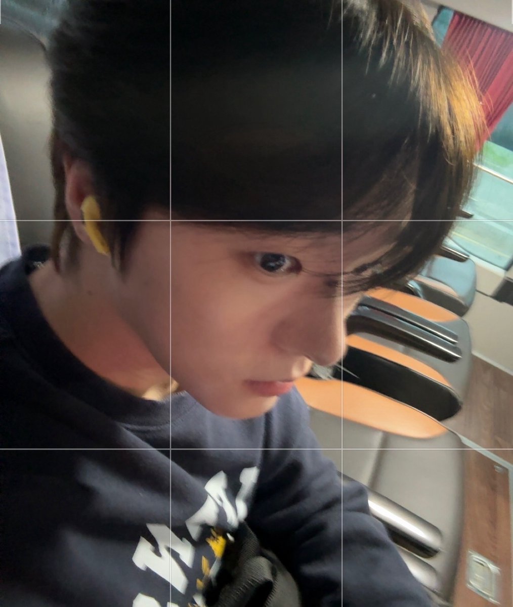 NC_vvs's tweet photo. [Eng] 251010 Hyesung Kakao not lonely chat
🐹 Full-bellied Chunsik - 1

#VANNER #배너
#HYESUNG #혜성 https://t.co/zjkofra9Bj