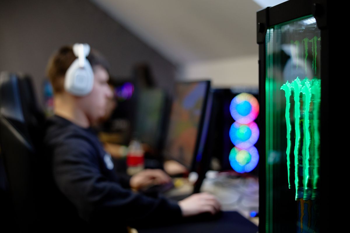 Monster Energy Pt tweet media