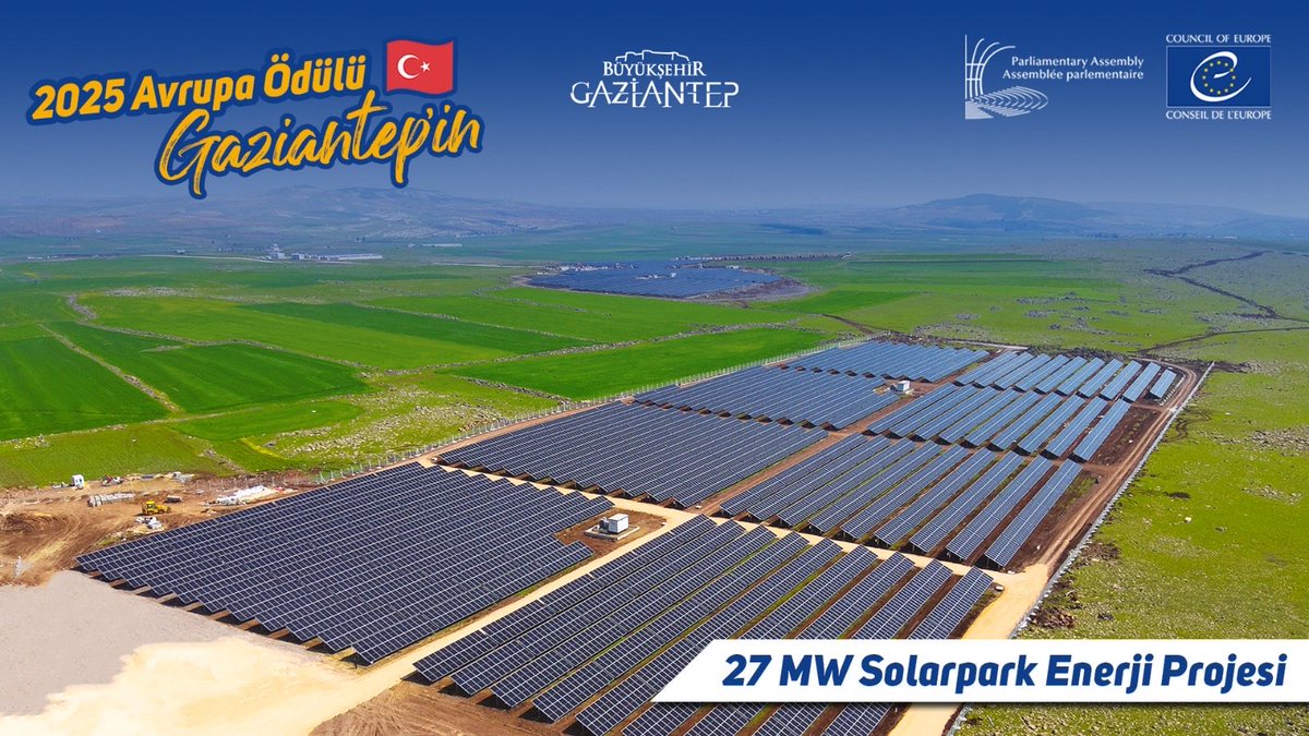 halilugur1971's tweet photo. Gurur duyuyoruz! 
Gaziantep Avrupa Ödülü’nü aldı 🎉
Tebrikler Gazi şehir, 
tebrikler @FatmaSahin 👏🏻👏🏻👏🏻

#AvrupaÖdülüGaziantepin https://t.co/V9WOcqEJm9