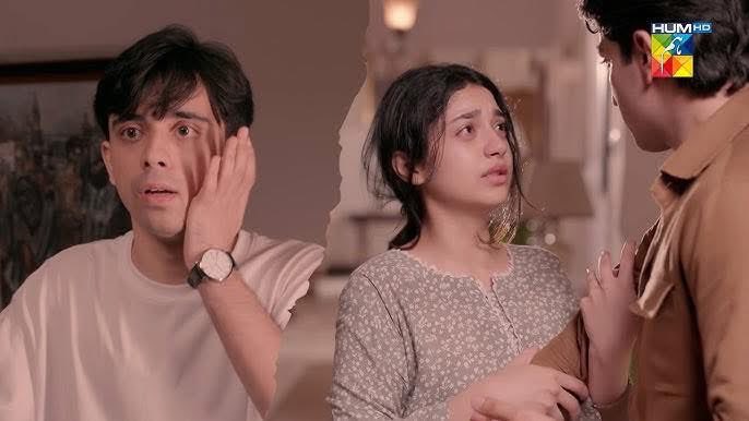 IfrahAyzal's tweet image. The recent episode of #JammaTaqseem hit hard.
A girl’s hints about her cousin’s harassment were ignored — until her uncle caught him red-handed.

Many women said they’ve faced the same in joint families.
We need to start listening and believing them.

#PakistaniDrama #RealityChec