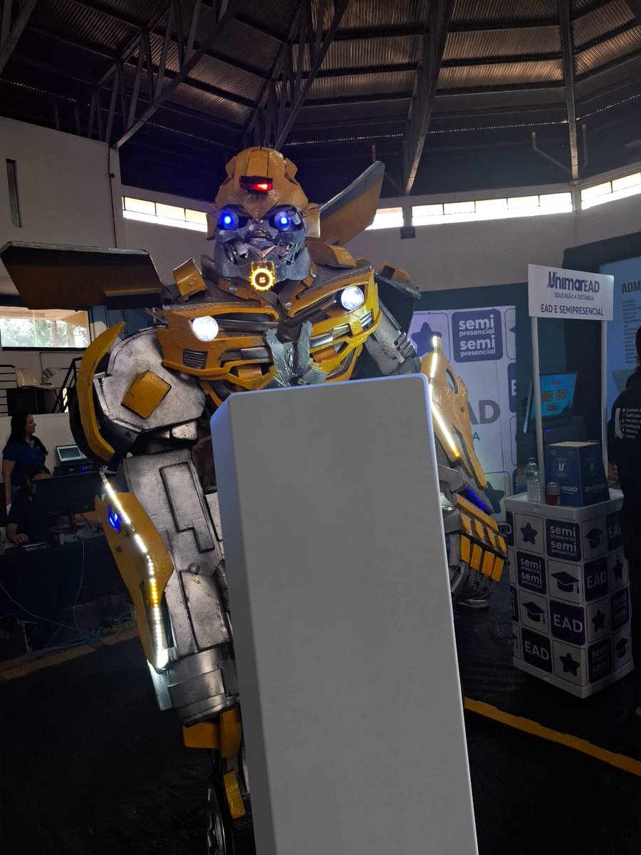 TIREI FOTO COM O TRANSFORMER