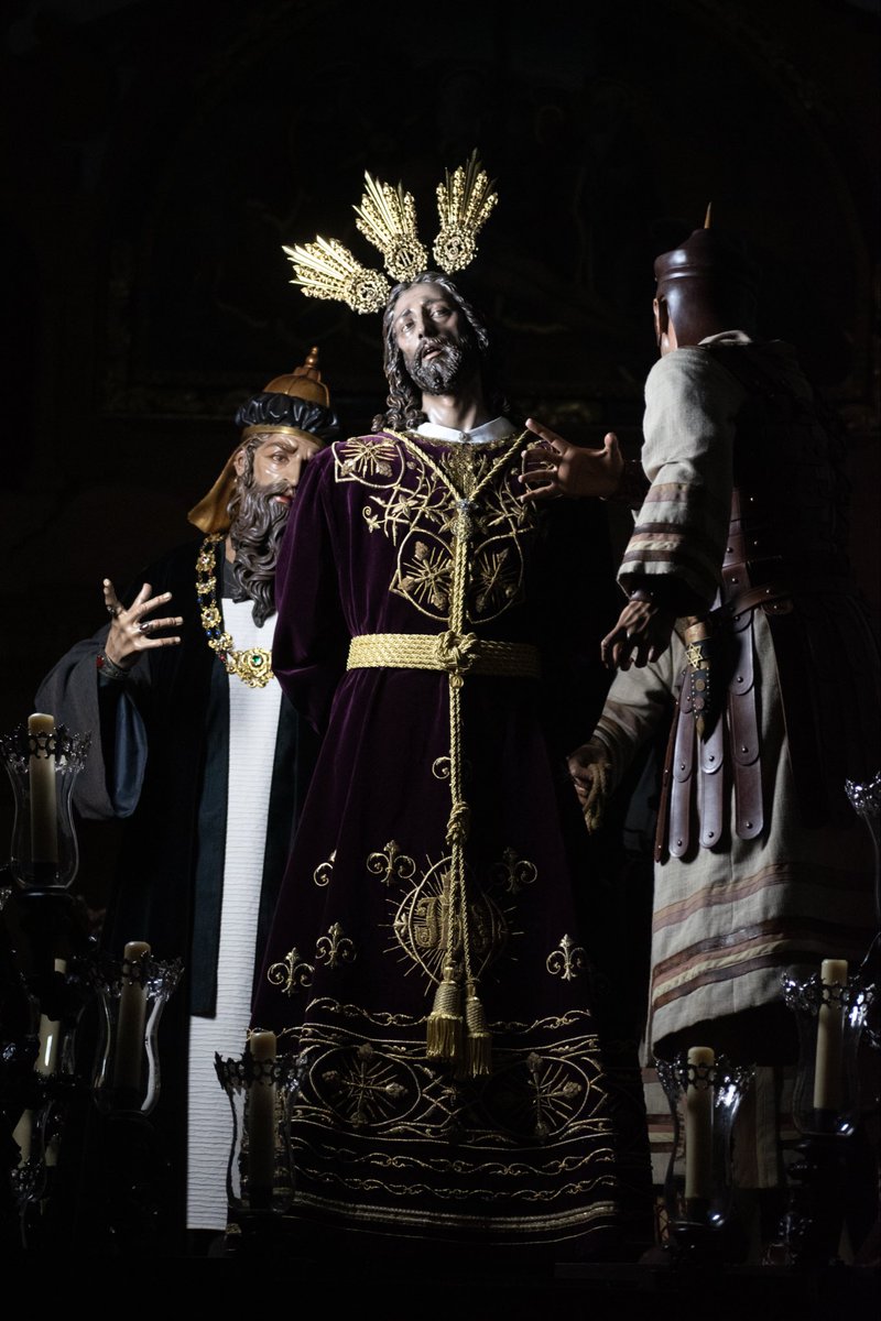 rafasntiagoo_'s tweet photo. @acebe98 La Salida de Nuestro Padre Jesús del Perdón https://t.co/qFwOi7CaT8