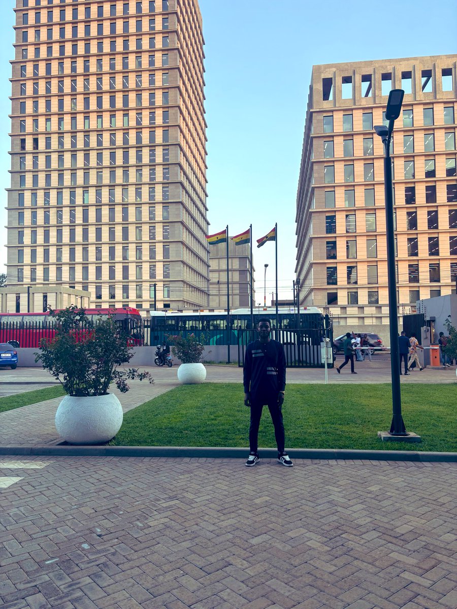 0xWeb3DevRel's tweet image. #Day3 at @AfriFintech with @sen_change
Today is Ecosystem Tour : visite , learn and enjoy #Ghana fintech innovation solution .
WoW 😵💫