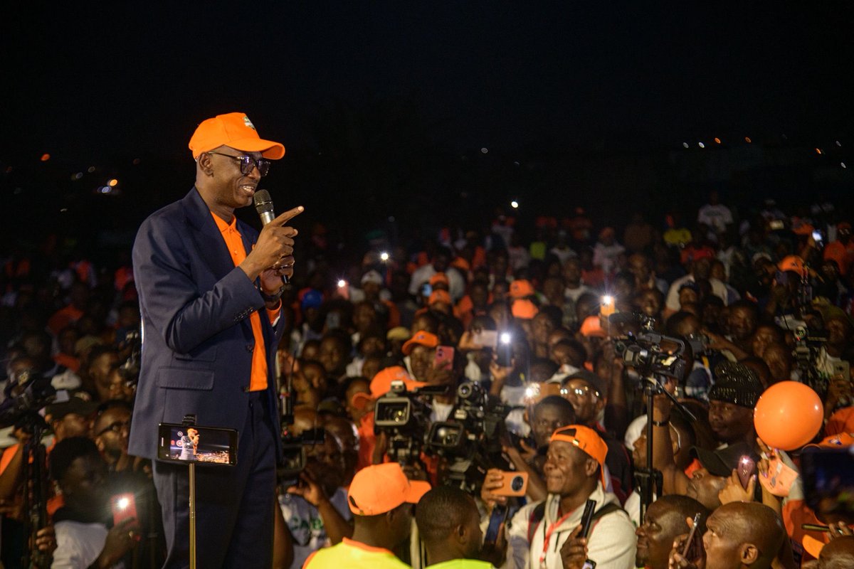 arthurnga's tweet image. À nous d’achever le travail! 
Merci Yaoundé! 
Oui c’est possible! 
#SucceedTogether
#ReussirEnsemble
#Orangewave
#VagueOrange