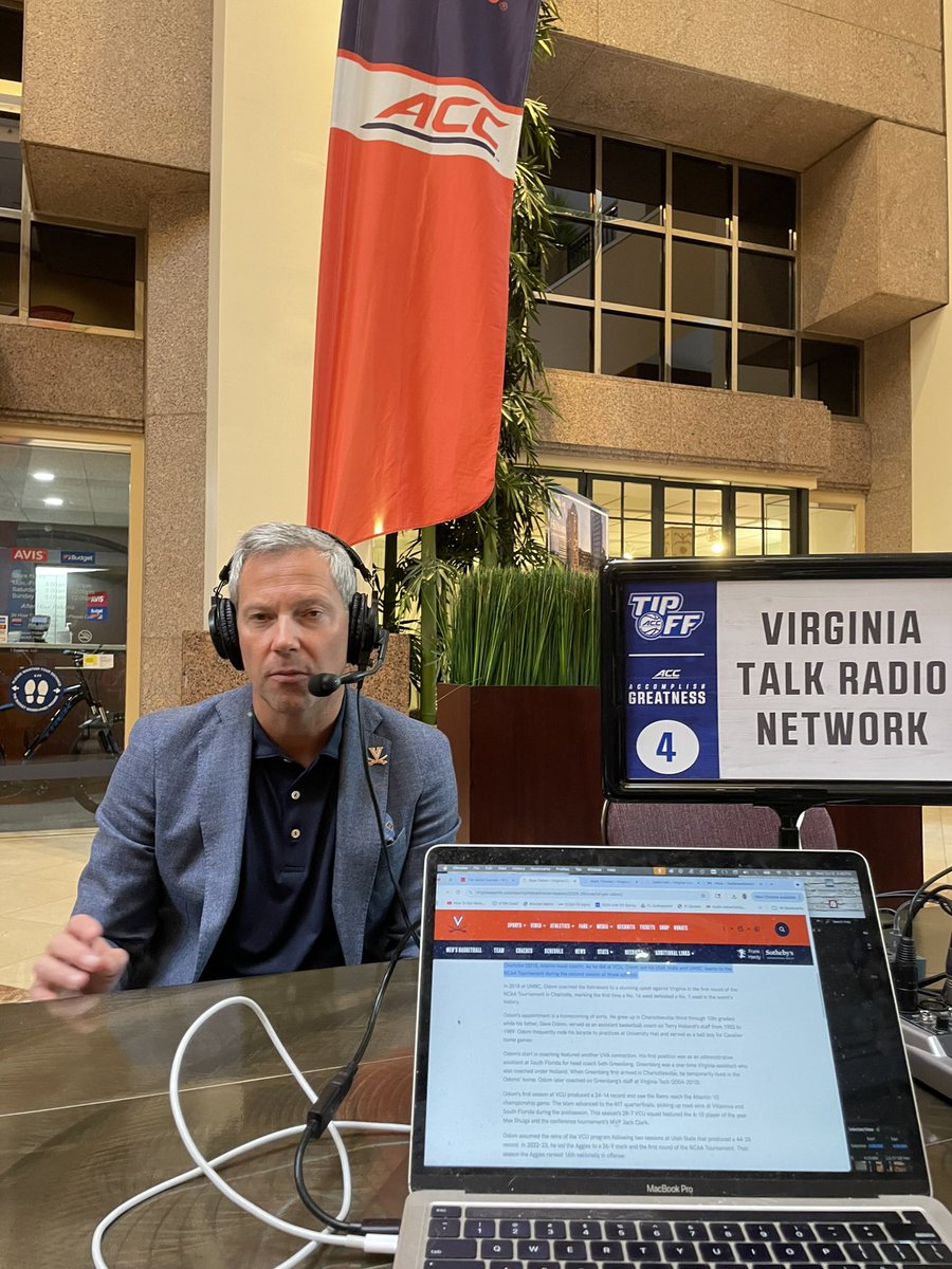 FastLaneEdLane's tweet photo. STR8 to it today in The Fast Lane: @tj_wilkerson8 with some weekend #CFB + #NFL pix then our #ACCTipoff chats with #VirginiaTech #Hokies MBB @CoachMKYoung & G Jailen Bedford…#UVA #GoHoos WBB @UVACoachMox & MBB @CoachRyanOdom! Peep photos for how to listen!! https://t.co/cjI1aahZa9