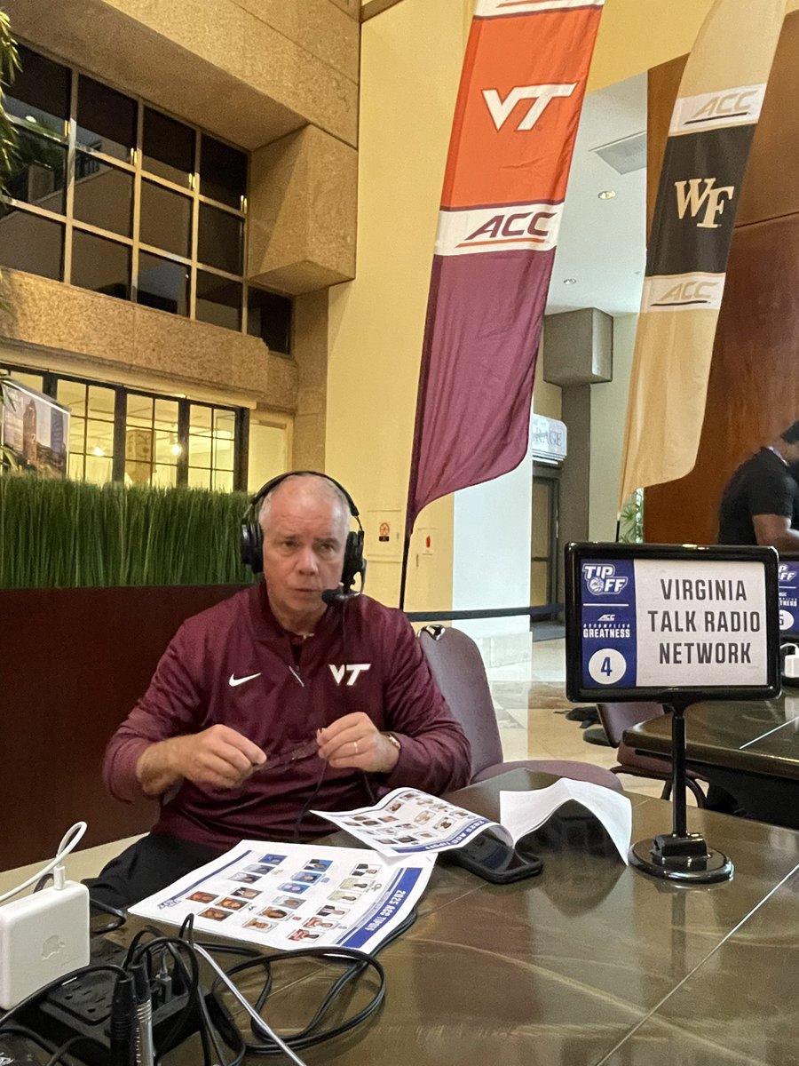 FastLaneEdLane's tweet photo. STR8 to it today in The Fast Lane: @tj_wilkerson8 with some weekend #CFB + #NFL pix then our #ACCTipoff chats with #VirginiaTech #Hokies MBB @CoachMKYoung & G Jailen Bedford…#UVA #GoHoos WBB @UVACoachMox & MBB @CoachRyanOdom! Peep photos for how to listen!! https://t.co/cjI1aahZa9