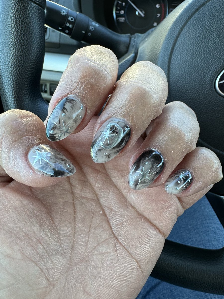 GooglDee tweet media