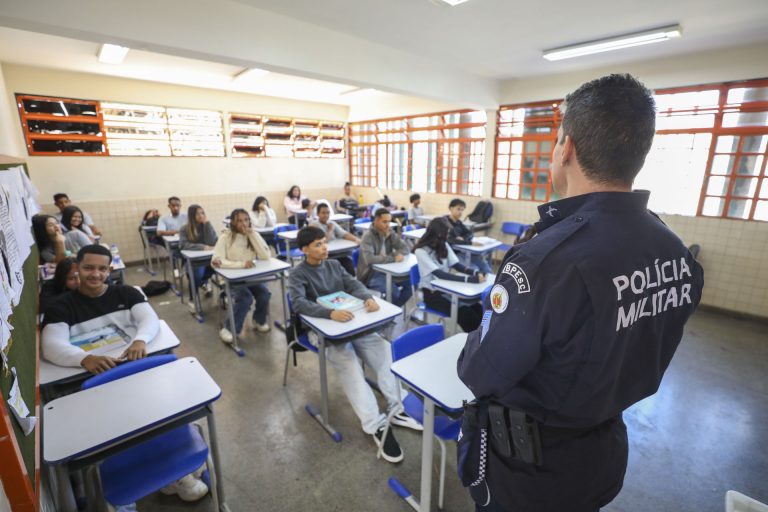 Secretaria de Educação do DF tweet media