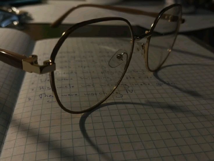 Busco mutis|he|🇦🇷!

(#shwt #obstwt #venttwt #obslovetwt)

-holiis, busko mutis de cualquier fandom

-si aceptás ser mi muti:

ventajas: vas a tener un muti

desventajas: seré yo
(Ahr lo subía otra vez)