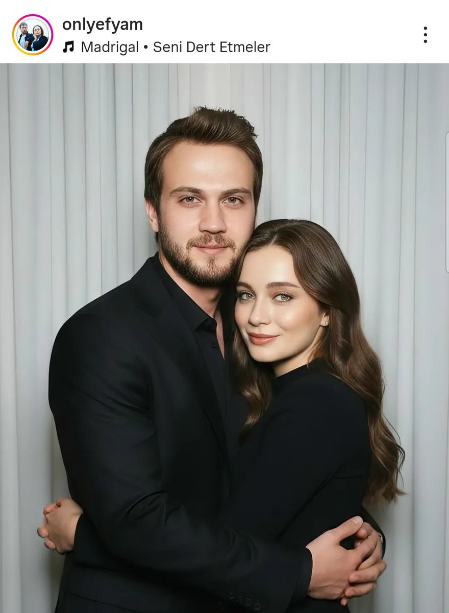 Arasbulutbeyim's tweet photo. ARKADAŞLAR BEN HALA NEREDEN BAŞLAYACAĞIMI BİLMİYORUM 😭💥
Sakin olmaya çalıştım ama DAMLA POSTU BEĞENMİŞ!!! EVET, GERÇEKTEN BEĞENDİ 💖🔥
Kalbim deli gibi atıyor, ellerim titriyor, gözlerim dolu…

#efyam https://t.co/zU1EEcCvyM