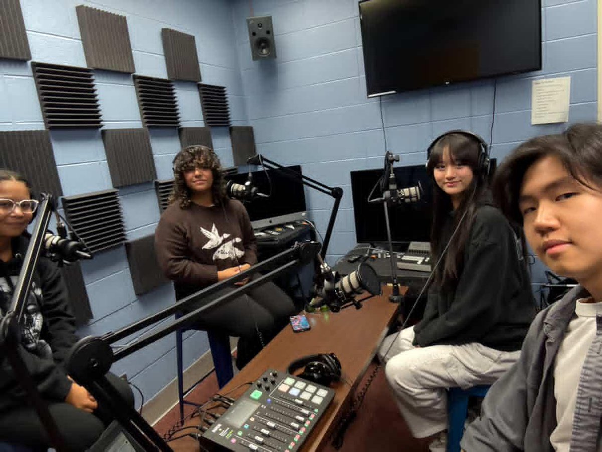 NVTV Podcast: Neuqua’s Marching Band has many different sections, but not all of them are instrumental. Andy sits down with the captains of the Color Guard to talk about what they do on this episode of the NVTV Podcast. youtu.be/LM-GU7pLzFs