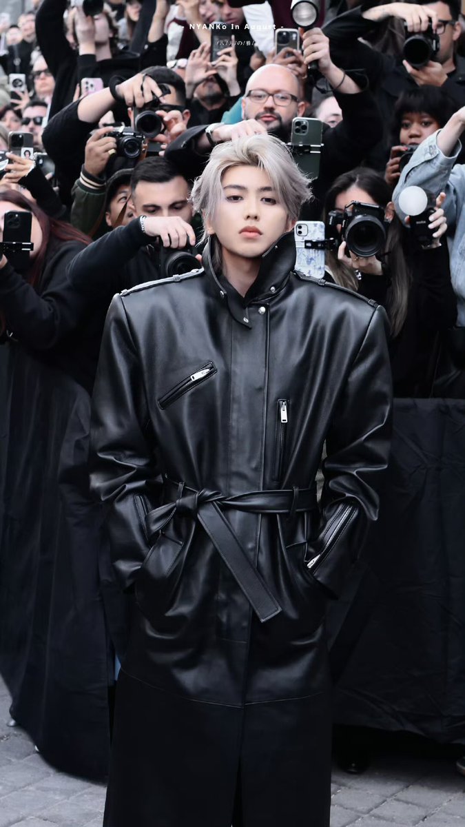 You’re the star  for Mugler

<a href="/kun_officialx/">KUN</a> <a href="/Mugler/">MUGLER</a> 

KUN Enchants Paris with Mugler #KUN #KUNxMuglerSS26 #Mugler #PFW