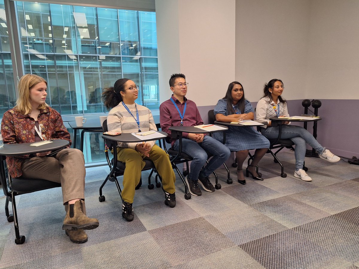 #worldofworkweek
Y6 pupils had a fabulous, enriching visit to KPMG, where they presented their app design ideas to a Dragons Den panel. Pupils worked collaboratively before articulately and confidently presenting. Well done!