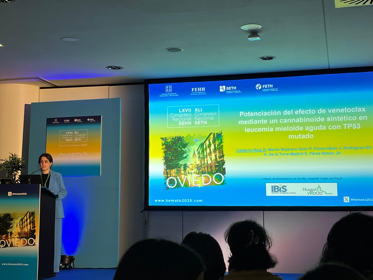 HematoHUVR's tweet image. Sesión de tarde en #Hemato2025
Presentación de los trabajos en #LMA y #SMD por parte  las investigadoras Rocío Calderón y Beatriz Chiclana de @HospitalUVRocio @ibis_sevilla cuyo objetivo es la mejora de los tratamientos actuales en ambas patologías
#SomosHUVR @sehh_es