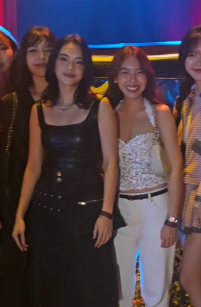 ใครมันจะมีความสุขเท่ากูวะะะ
ขอคนเข้าใจ😳