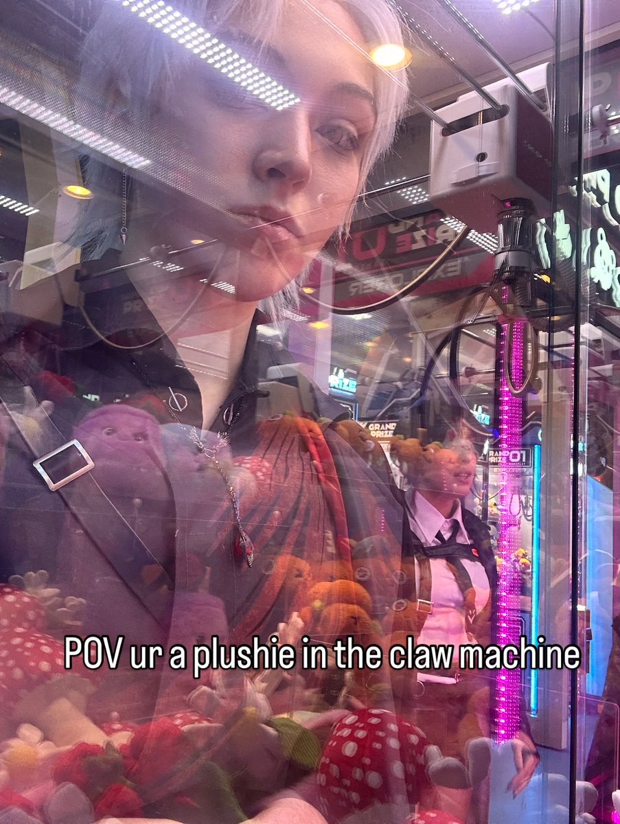 Have u considered how the plushies feel 🥹 #LoveandDeepspace