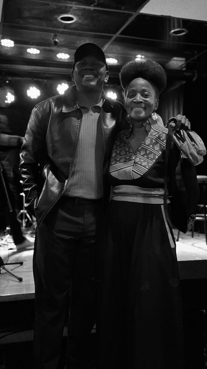 Le club Balattou de #Montreal nous a accueilli avec brio pour le grand bonheur de la #Centrafrique 🇨🇫🫳🏾