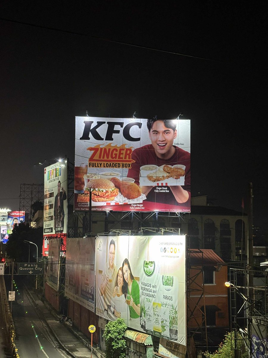 another <a href="/KFCPhilippines/">KFC Philippines</a> billboard spotted in pateros! ❤️‍🔥 nakaka proud ka, emilio!